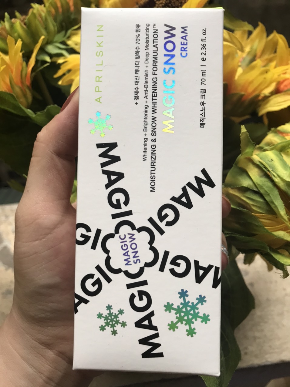 Kem dưỡng trắng April Skin Magic Snow Cream 70ml