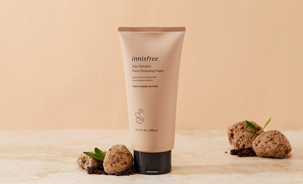 Sữa rửa mặt Innisfree Volcanic Pore Cleansing Foam 300mL